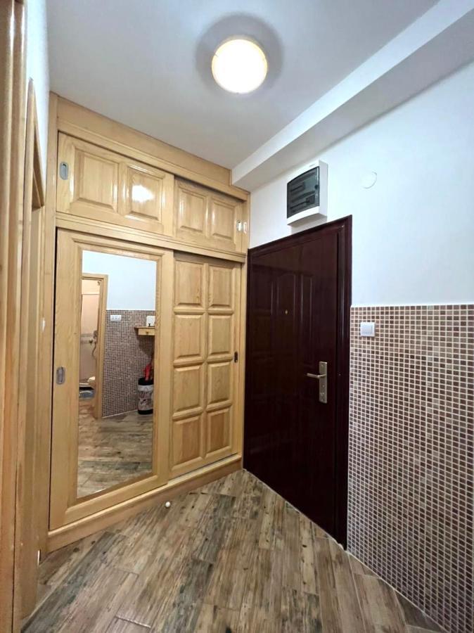 Apartment Njegos เปราสต์ ภายนอก รูปภาพ